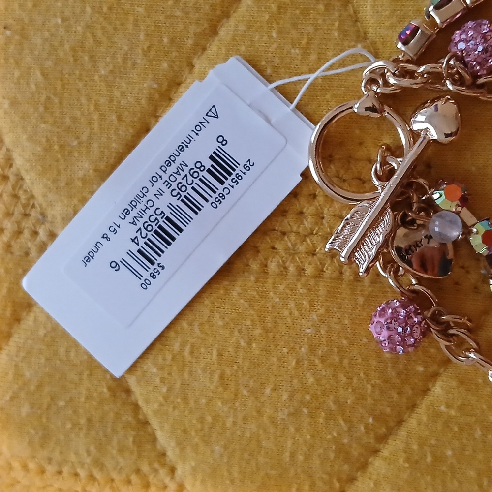 Betsey Johnson Gummy Bear Lucite Pink Rhinestone Bracelet Nwt Rare - Picture 2 of 4
